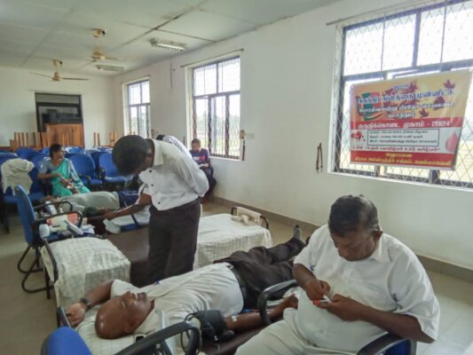 வெல்லாவெளியில் வெல்லாவெளியில்