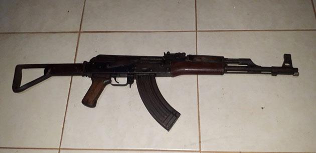 ஆயுதங்கள் மீட்பு