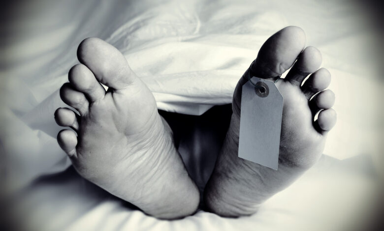 சுவர் இடிந்து வீழ்ந்ததில் பெண் பலி