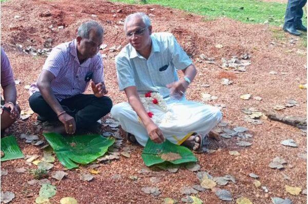 சுமந்திரனின், தில்லு,  முல்லு, தோலுரியும்