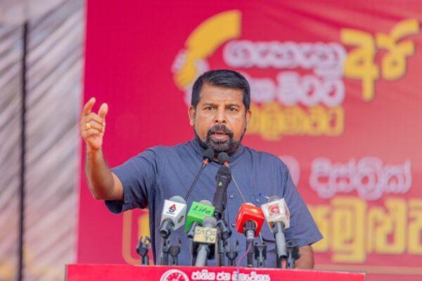 எமக்கு எமக்கு, ஆடம்பரம், தேவையில்லை, அமைச்சர்