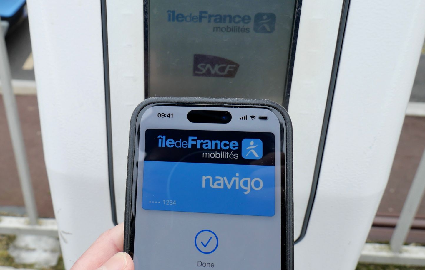 ஸ்மார்ட்போன்களில் நவிஜோ ஆண்டு பாஸ்! – Île-de-France பிராந்தியத்தில்  சோதனை தொடக்கம்.